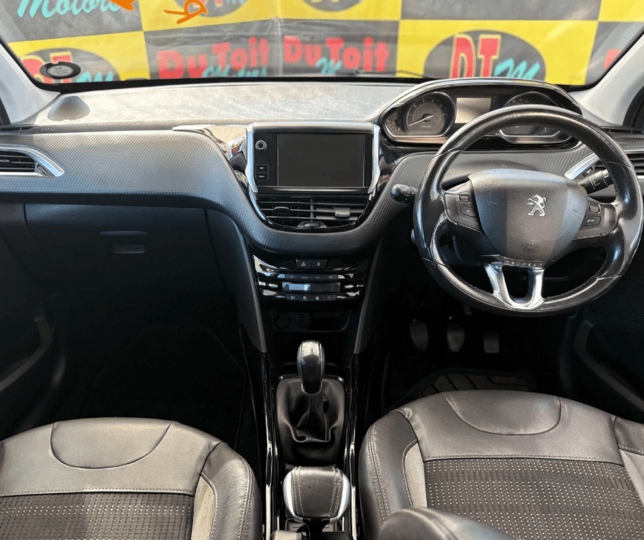 
								Peugeot 1.6 VTI Allure 2016 full									