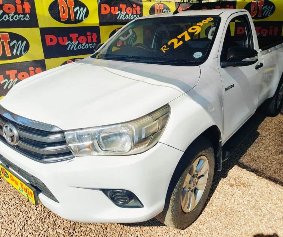 
								Toyota Hilux full									