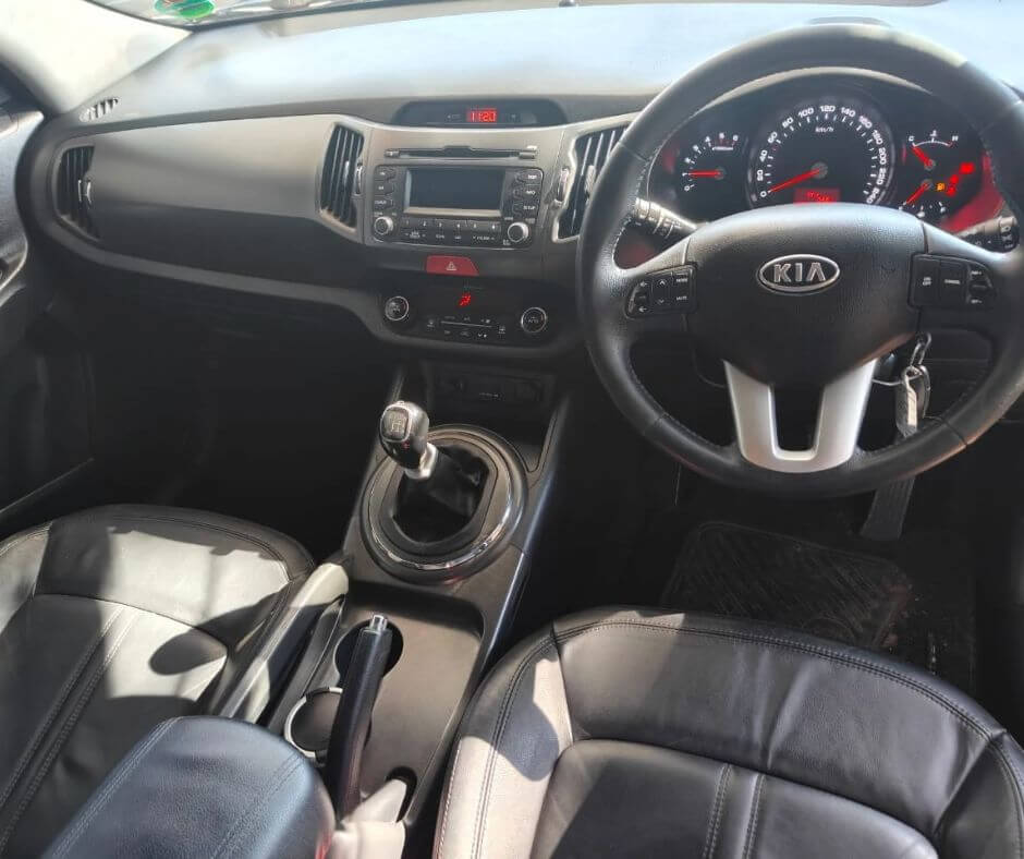 
								Kia Sportage full									