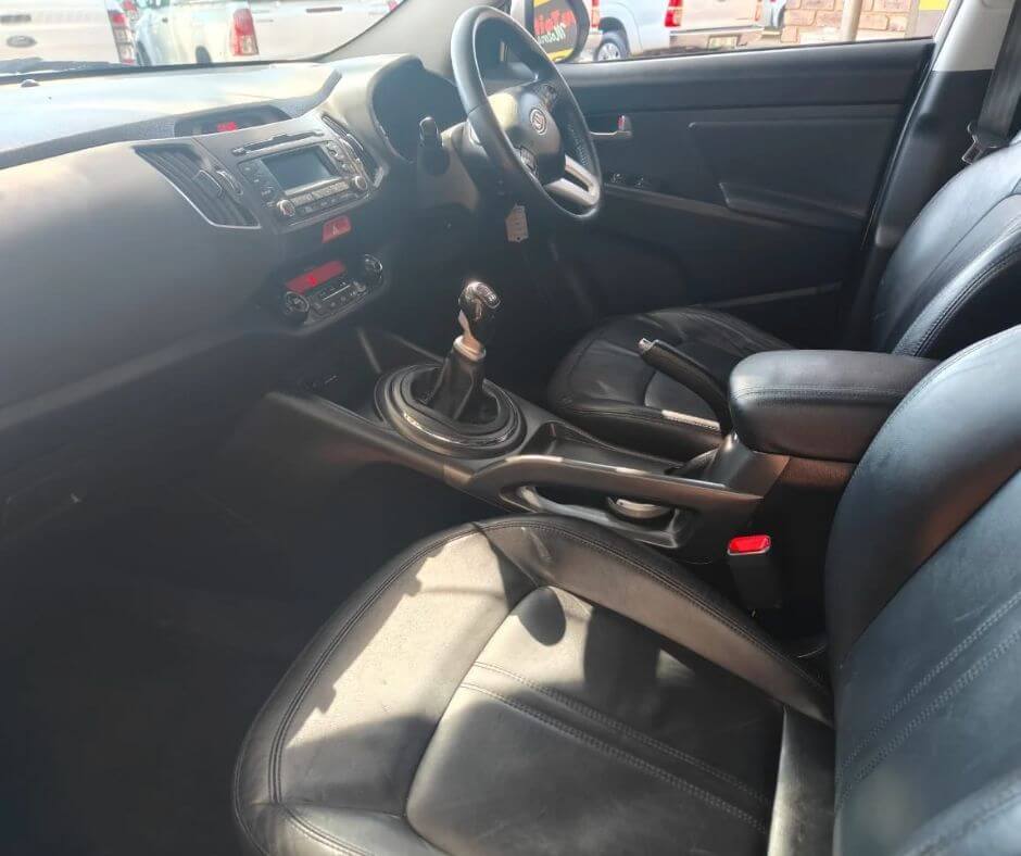 
								Kia Sportage full									