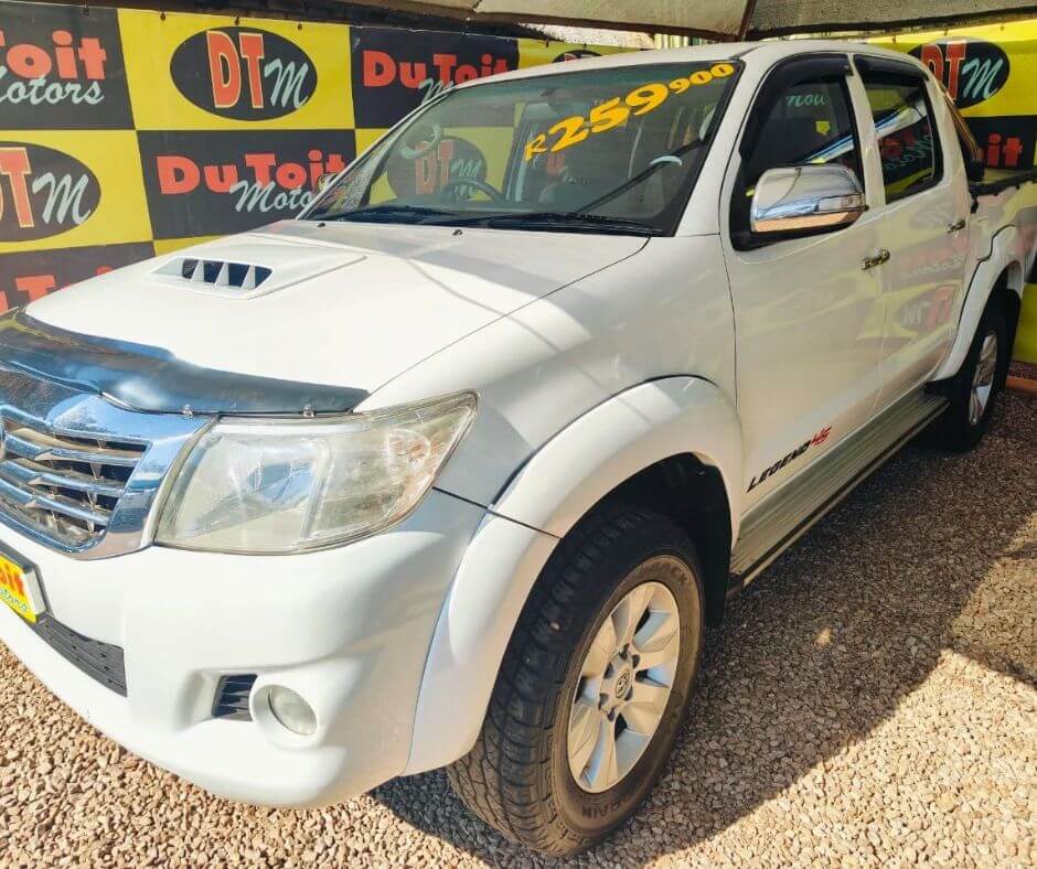 
								Toyota Hilux full									