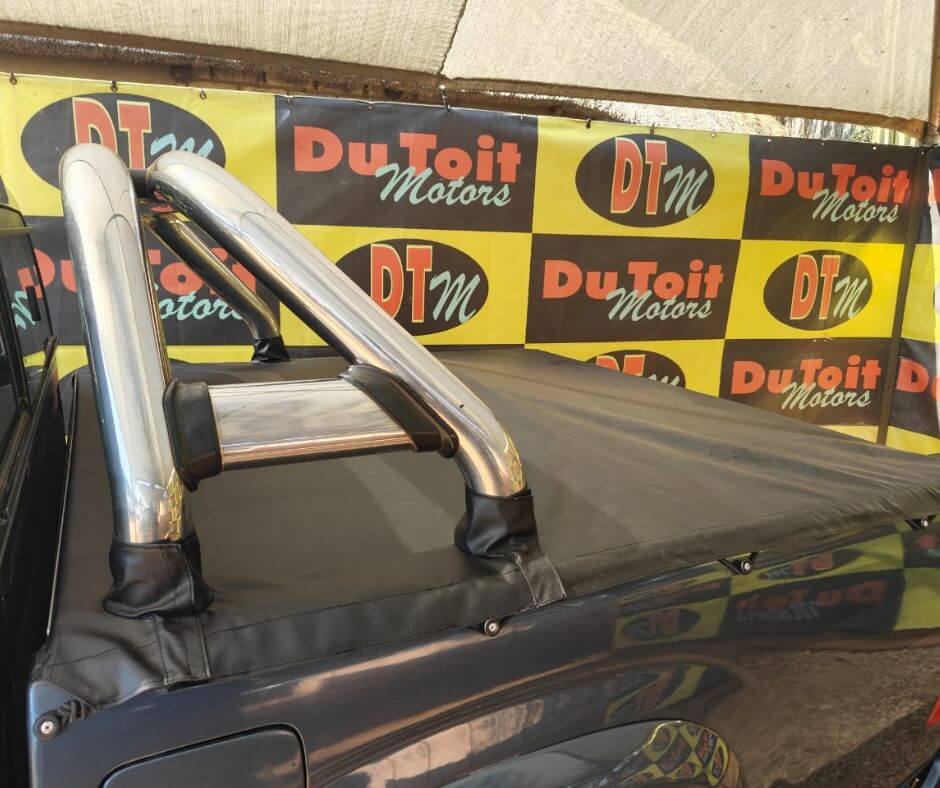 
								Isuzu KB300 full									
