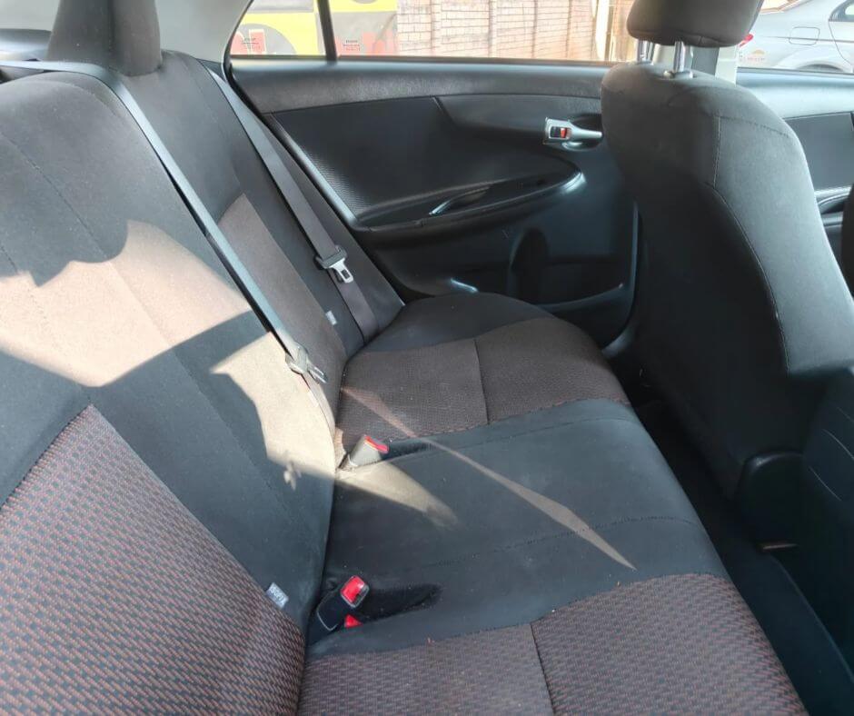 
								Toyota Corolla Quest full									