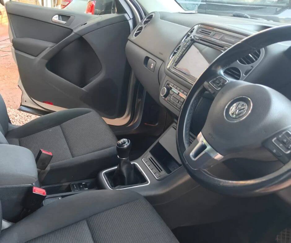 
								VW Tiguan full									