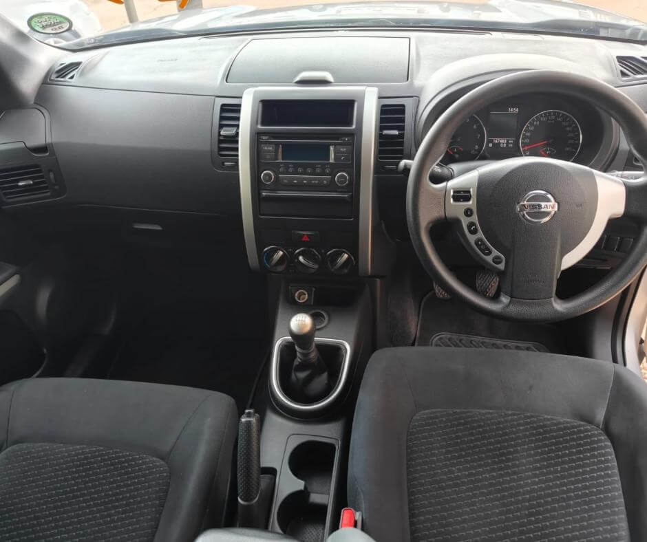 
								Nissan X-Trail full									