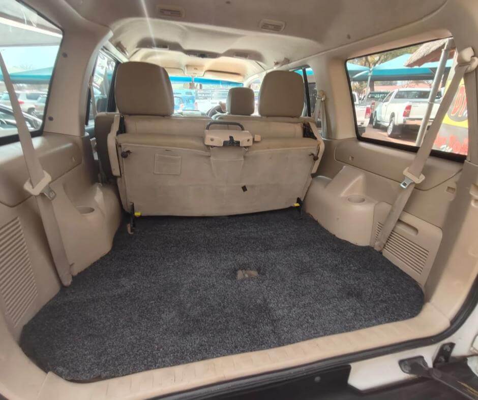 
								Ford Everest full									