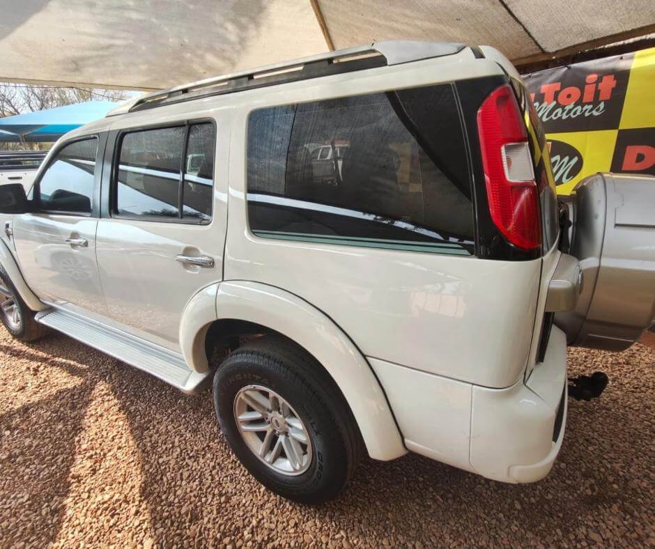 
								Ford Everest full									