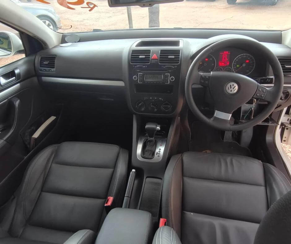 
								VW Jetta full									