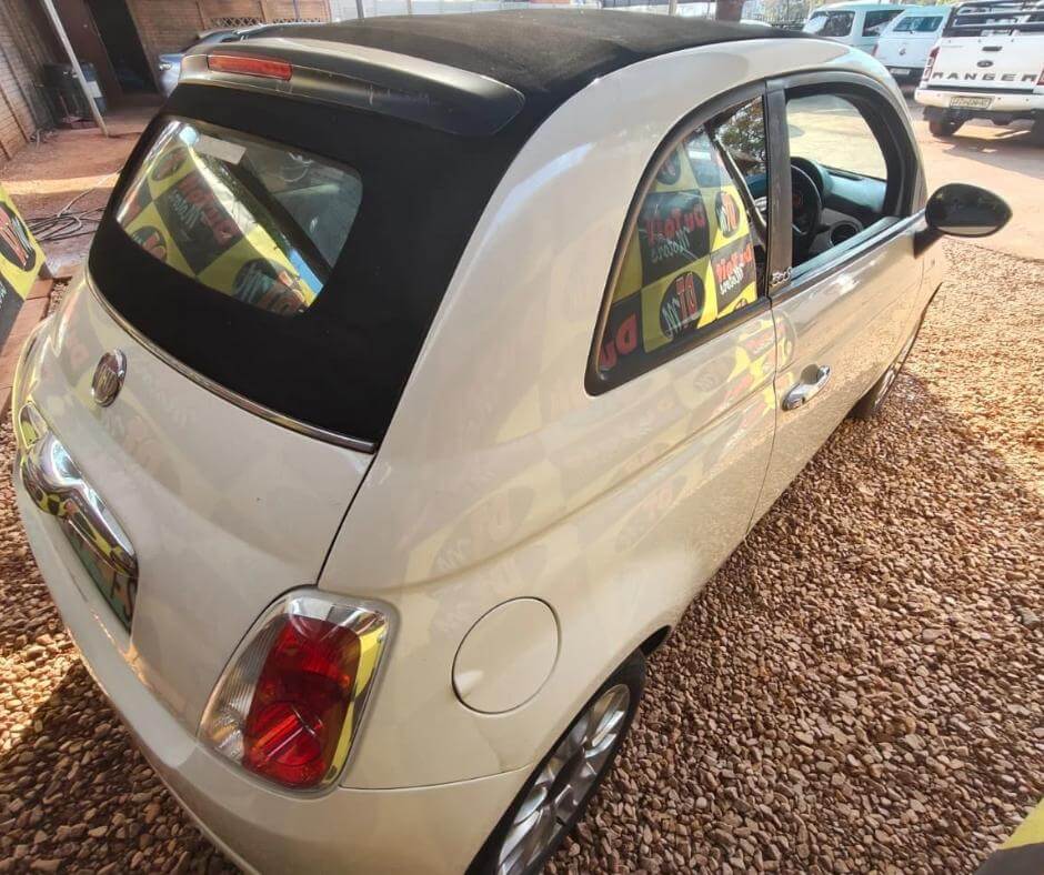 
								Fiat 500 full									