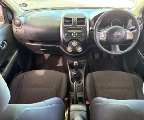 
								Nissan Almera full									