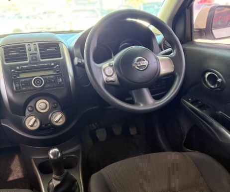 
								Nissan Almera full									