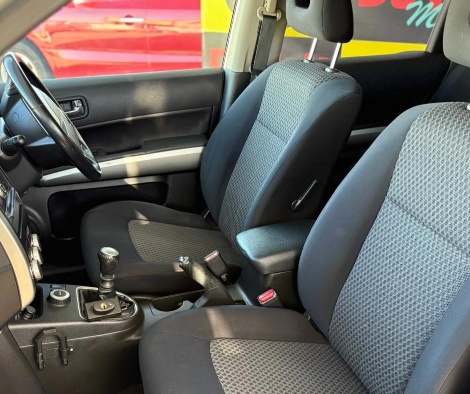 
								Nissan X-Trail full									