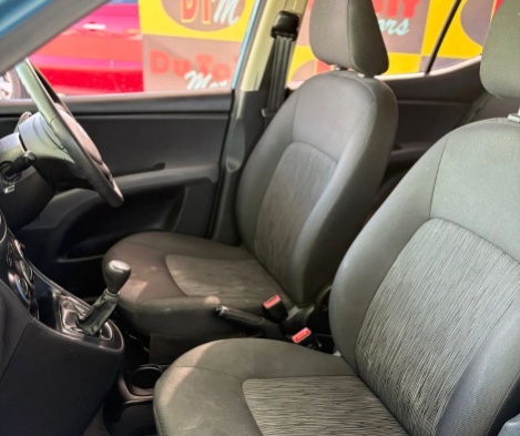 
								Hyundai i10 full									