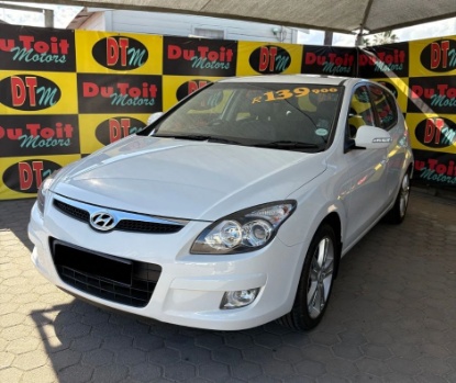 
								Hyundai i30 full									