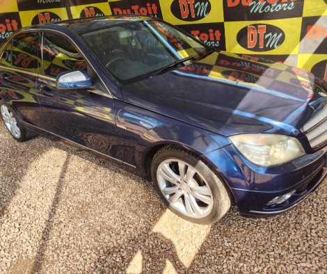 
								Mercedes-Benz C350 full									