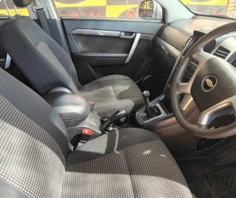 
								Chevrolet Captiva 2.4 LT full									