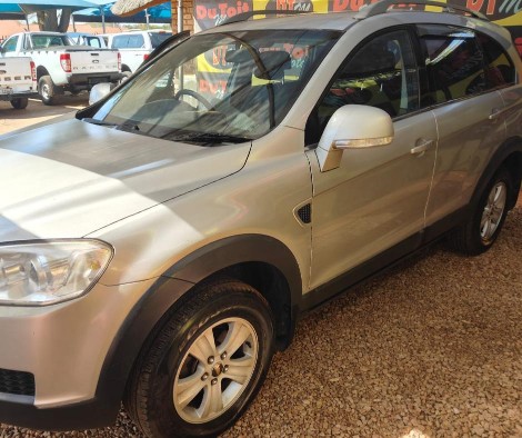 
								Chevrolet Captiva 2.4 LT full									
