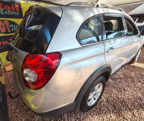 
								Chevrolet Captiva 2.4 LT full									