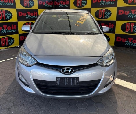 
								Hyundai I20 full									