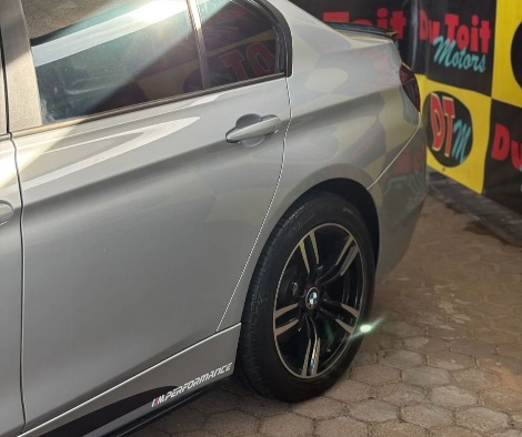 
								BMW 316 full									