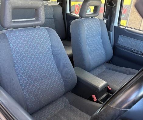 
								Nissan Hardbody 2.7 full									