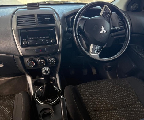 
								Mitsubishi ASX full									