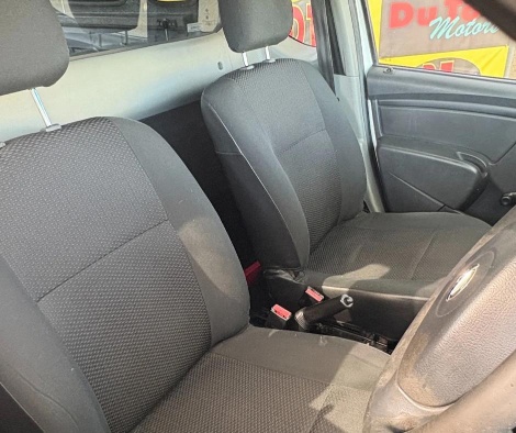 
								Nissan Np200 full									