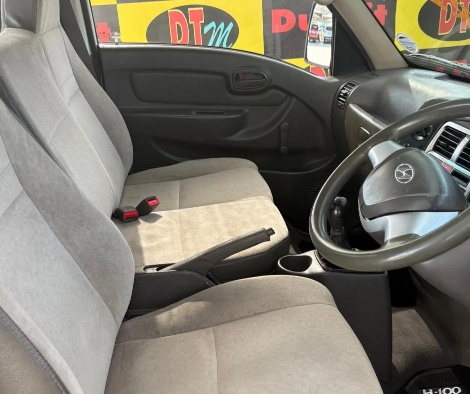 
								Hyundai H100 2.6D full									