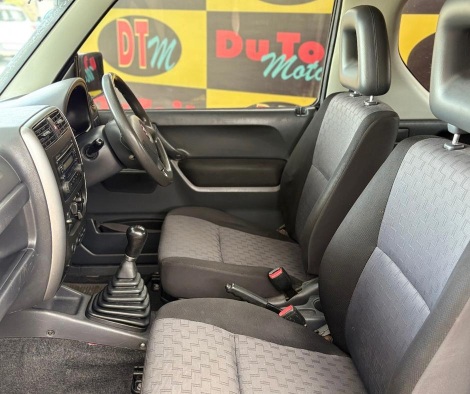 
								Suzuki Jimny full									