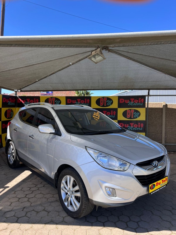 
								Hyundai IX35 full									