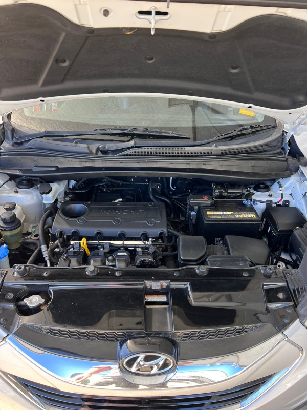 
								Hyundai IX35 full									
