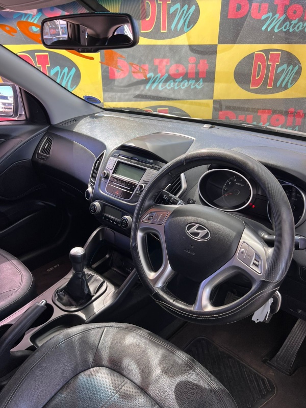 
								Hyundai IX35 full									