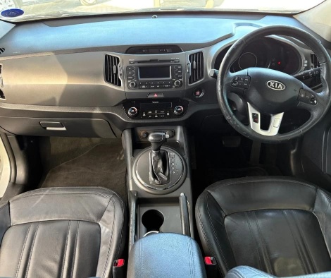 
								KIA Sportage full									