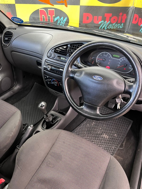 
								2009 FORD Bantam full									