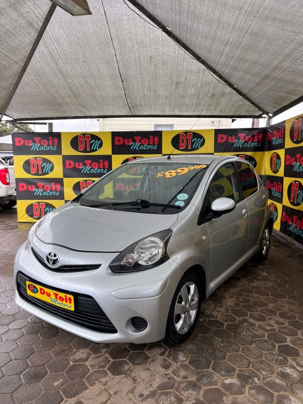 
								2013 Toyota Aygo full									