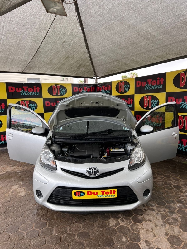 
								2013 Toyota Aygo full									