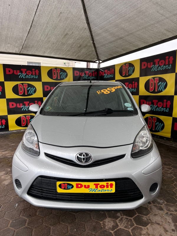 
								2013 Toyota Aygo full									