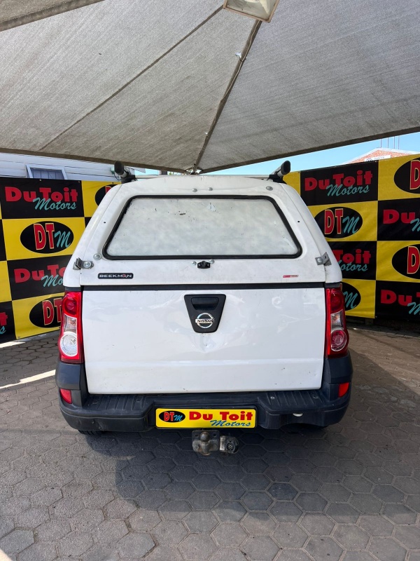 
								2021 Nissan NP 200 full									