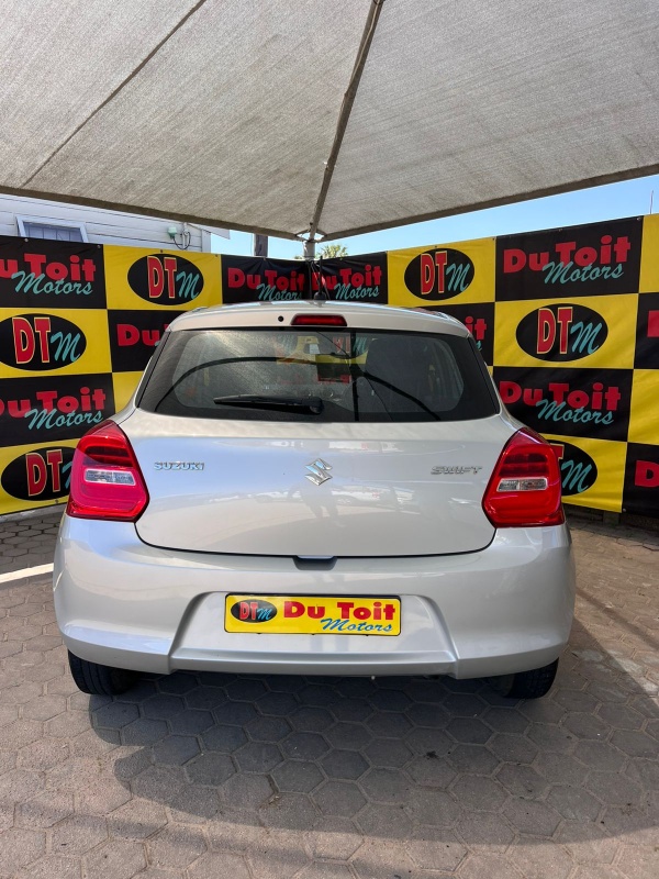 
								2020 Suzuki Swift full									