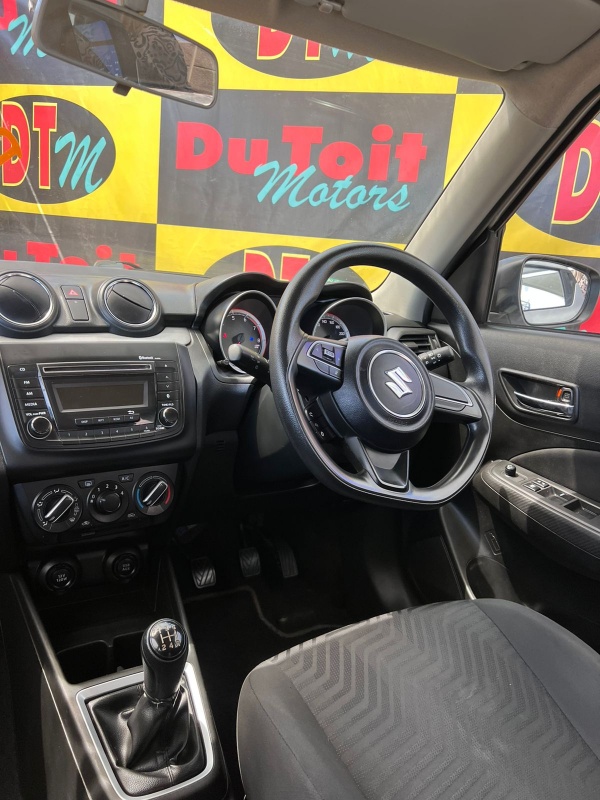 
								2020 Suzuki Swift full									