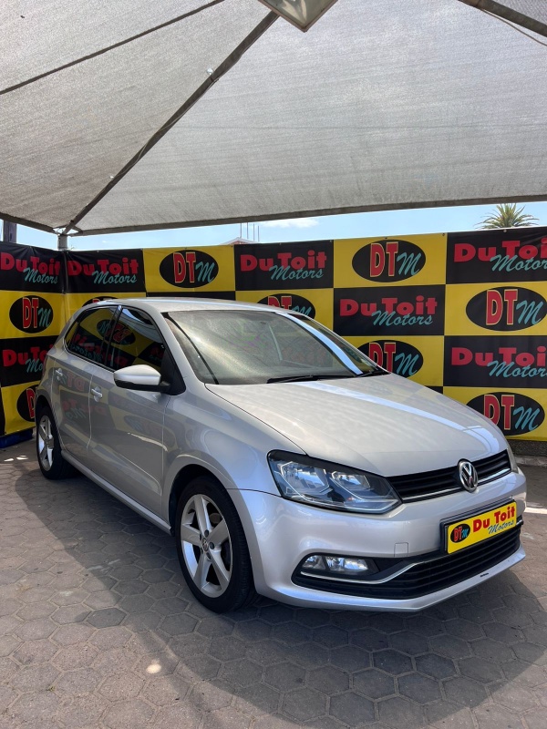 
								2015 Volkswagen Polo TSI full									