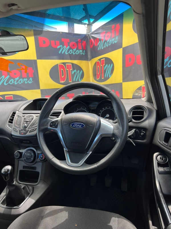 
								2016 FORD FIESTA full									