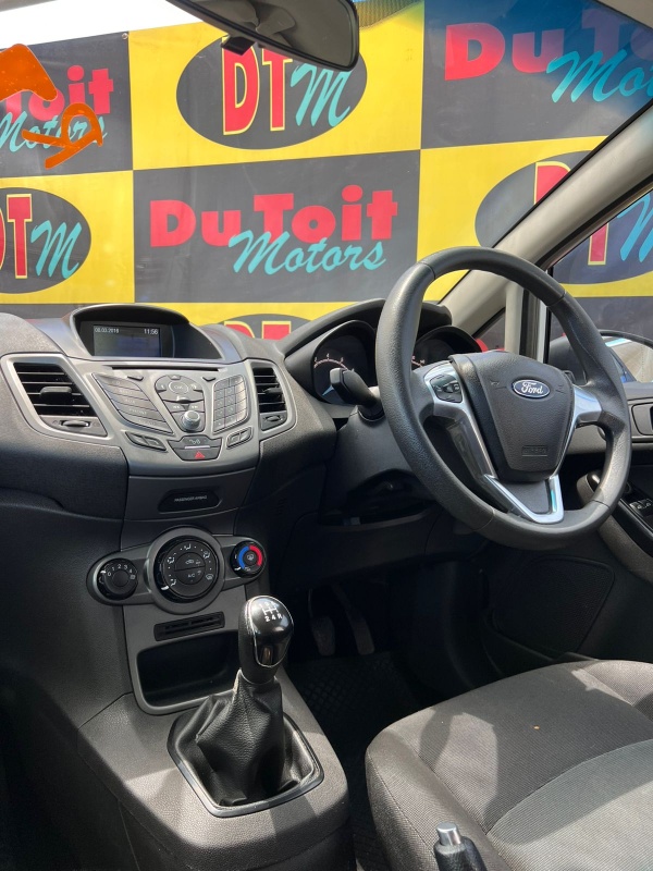 
								2016 FORD FIESTA full									