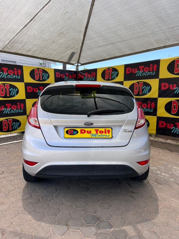 
								2016 FORD FIESTA full									