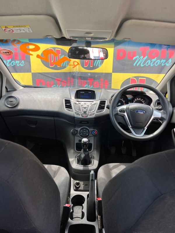 
								2016 FORD FIESTA full									