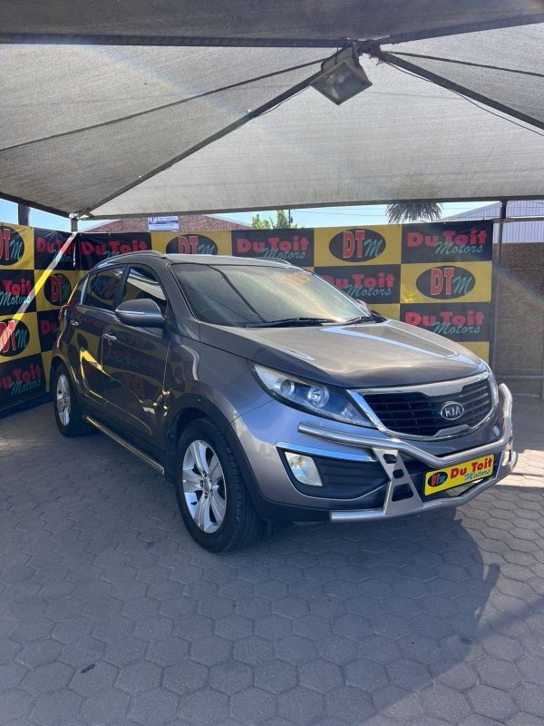 
								2011 KIA Sportage full									