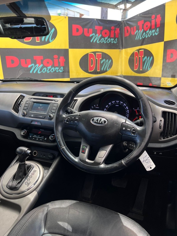 
								2012 KIA Sportage full									