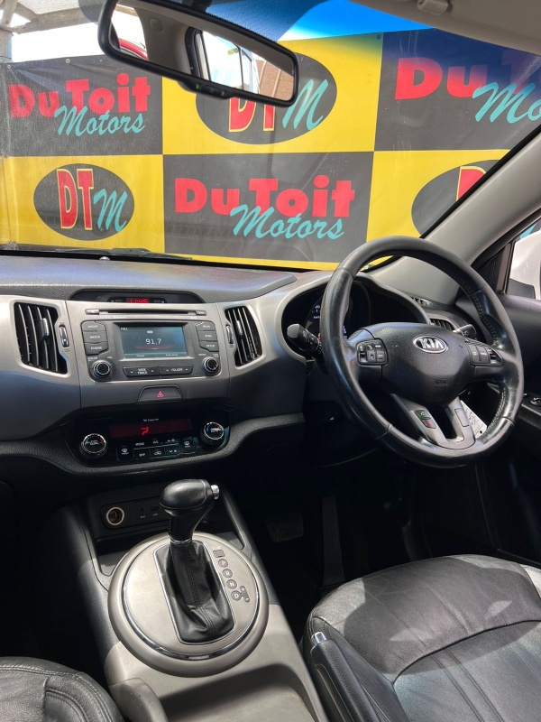 
								2012 KIA Sportage full									