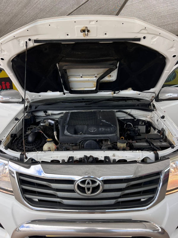 
								2012 Toyota Hilux 3.0 D4D 4×4 full									