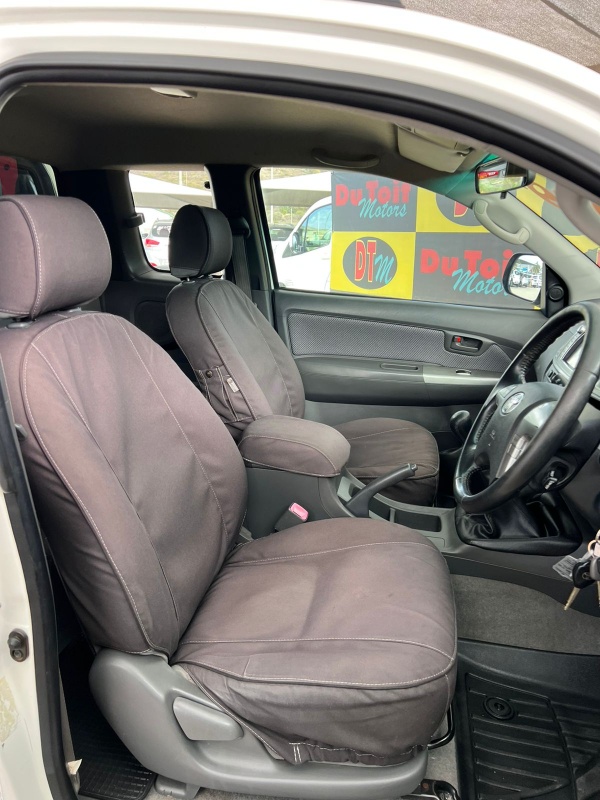 
								2012 Toyota Hilux 3.0 D4D 4×4 full									